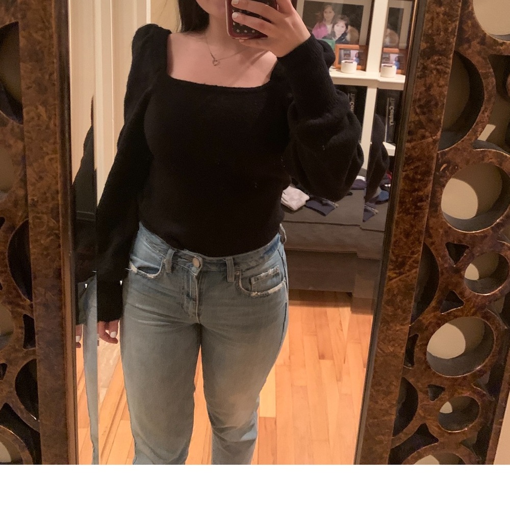 Black H&M puff shoulder sweater size S